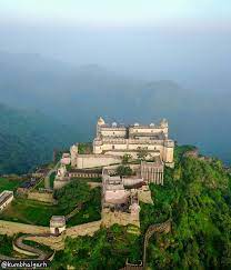 Kumbhalgarh Fort tour from Udaipur